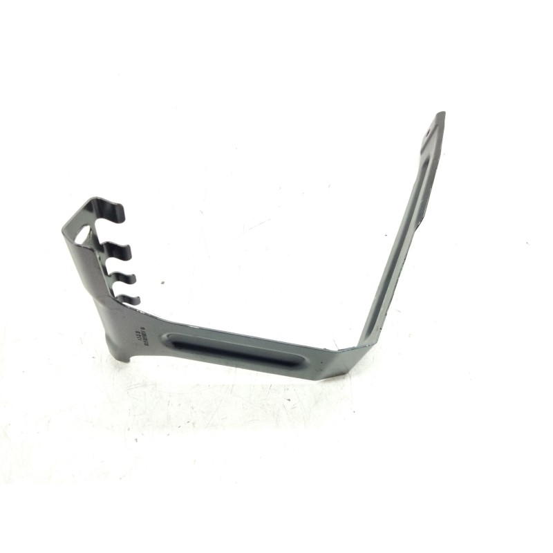 Recambio de soporte bateria para mercedes-benz clase c all-terrain (s206) c 220 d 4-matic (206.214) referencia OEM IAM A20661057
