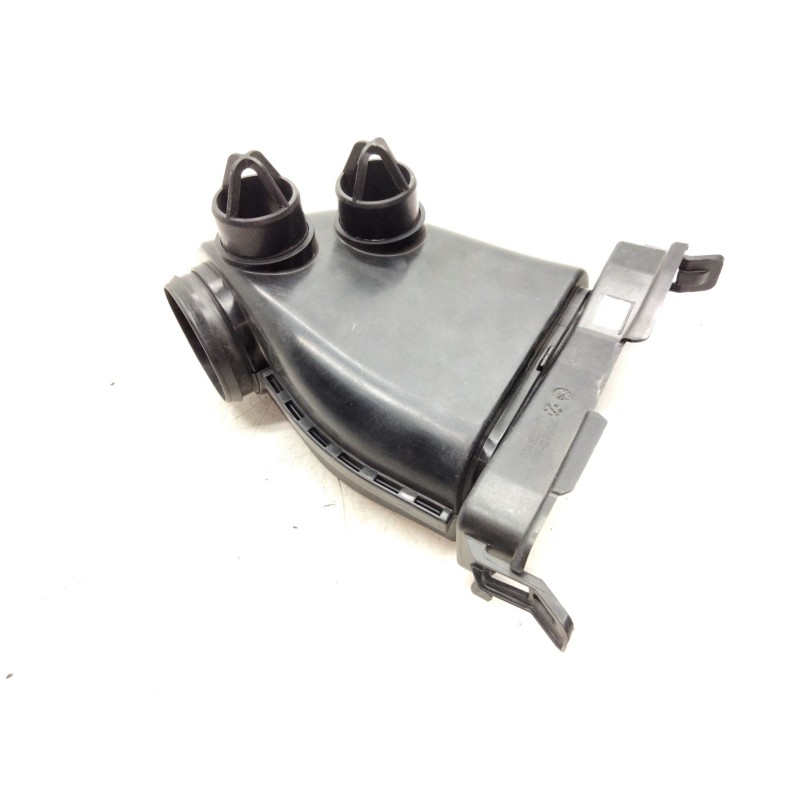 Recambio de toma aire para mercedes-benz clase c all-terrain (s206) c 220 d 4-matic (206.214) referencia OEM IAM A6540940900  