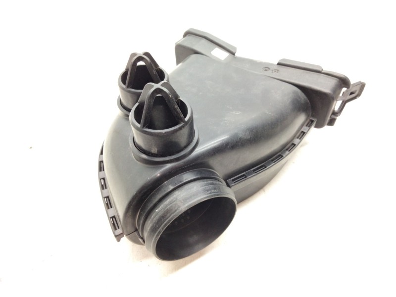 Recambio de toma aire para mercedes-benz clase c all-terrain (s206) c 220 d 4-matic (206.214) referencia OEM IAM A6540940900  
