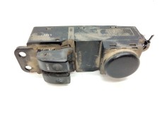 Recambio de mando elevalunas delantero izquierdo para hyundai h-1 / starex autobús (a1) 2.5 tci referencia OEM IAM 935704A000  