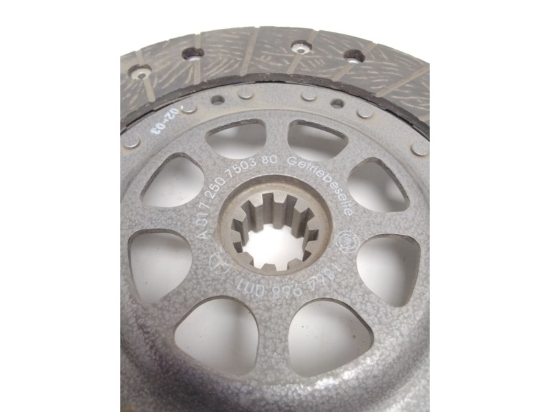 Recambio de disco embrague para mercedes-benz clase g (w460) 300 gd (460,3) referencia OEM IAM A017250750380  