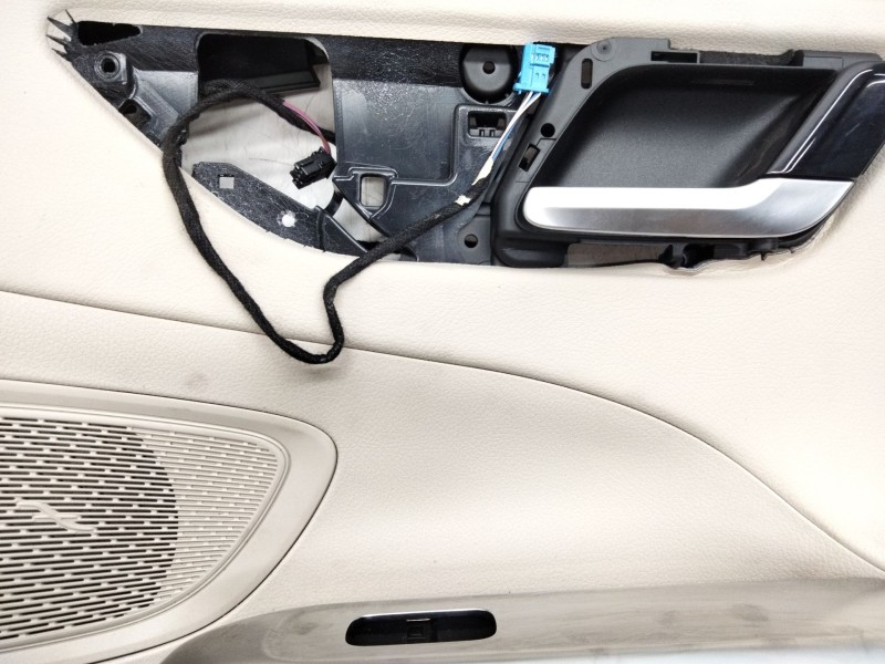 Recambio de guarnecido puerta delantera derecha para mercedes-benz clase c all-terrain (s206) c 220 d 4-matic (206.214) referenc