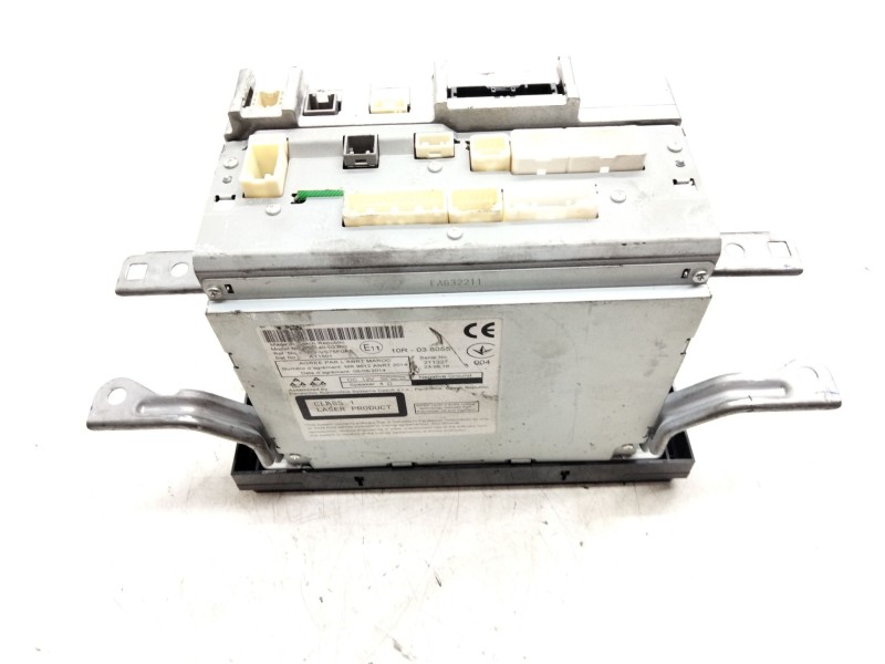 Recambio de sistema audio / radio cd para toyota auris referencia OEM IAM 6434BE2808  