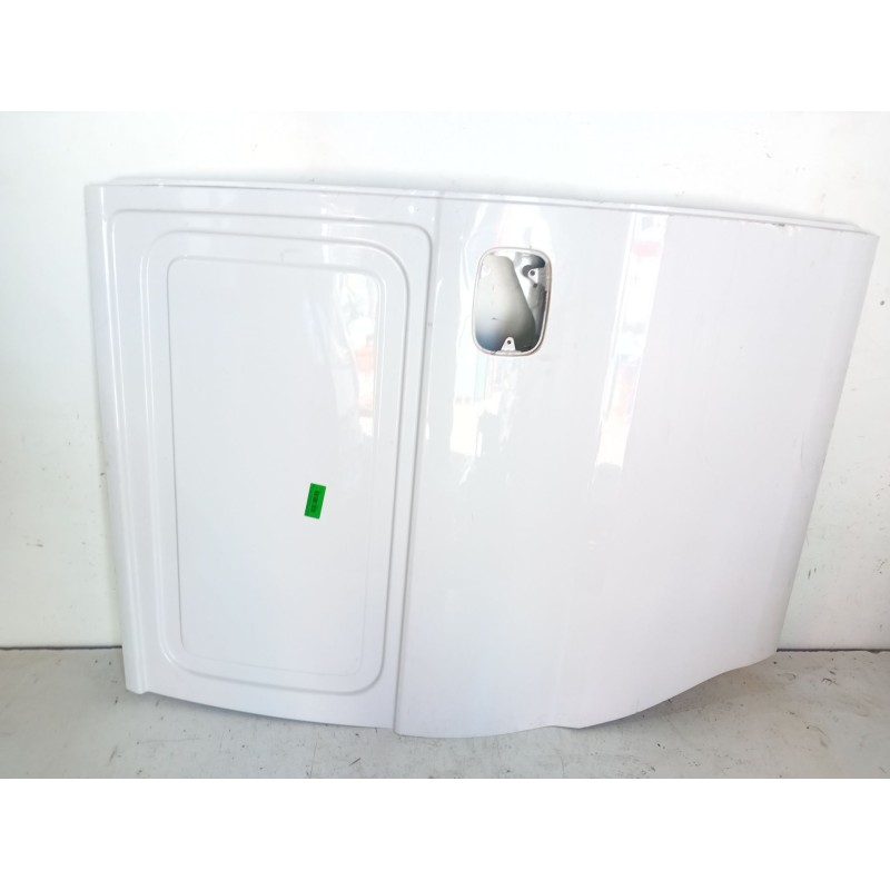 Recambio de puerta lateral corredera derecha para hyundai h-1 / starex autobús (a1) 2.5 tci referencia OEM IAM   
