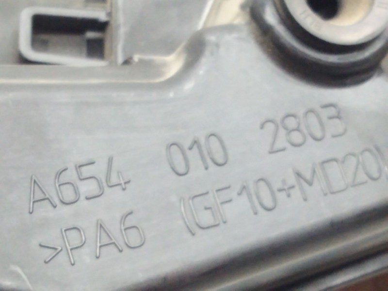 Recambio de tapa motor para mercedes-benz clase c all-terrain (s206) c 220 d 4-matic (206.214) referencia OEM IAM A6540102803  