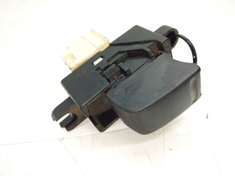 Recambio de mando elevalunas delantero derecho para nissan almera tino (v10) 2.2 dci referencia OEM IAM   