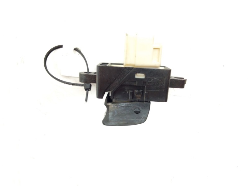 Recambio de mando elevalunas trasero izquierdo para nissan almera tino (v10) 2.2 dci referencia OEM IAM   