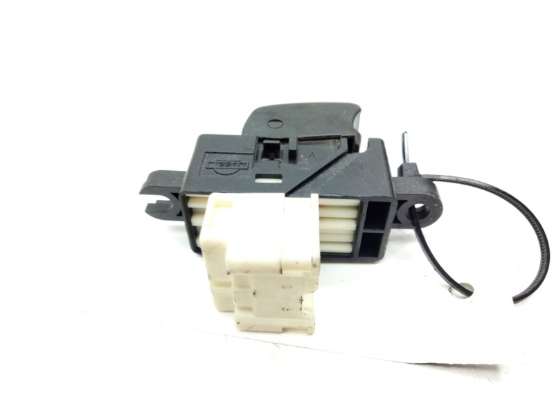 Recambio de mando elevalunas trasero izquierdo para nissan almera tino (v10) 2.2 dci referencia OEM IAM   