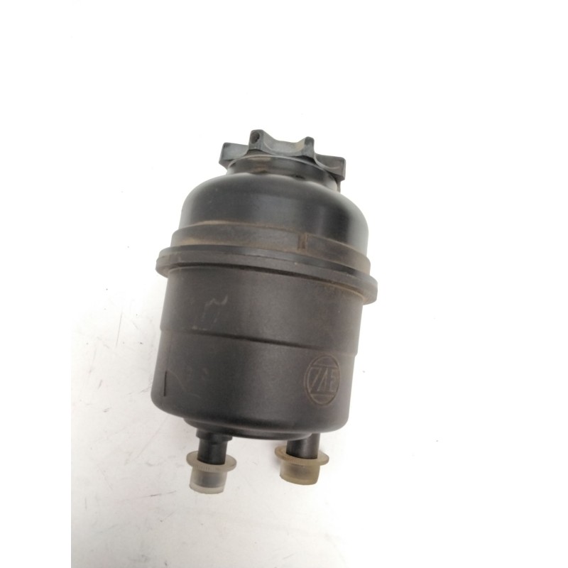 Recambio de deposito liquido direccion para nissan cabstar (f22, h40) 2.0 (f22) referencia OEM IAM PA66GF25  