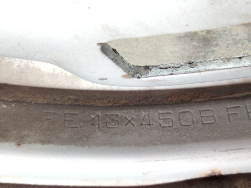 Recambio de llanta hierro para renault 5 (122_) 1.1 (1227, 1397) referencia OEM IAM   