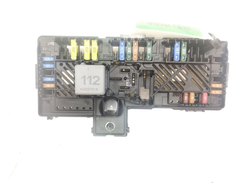 Recambio de caja reles para mercedes-benz clase c all-terrain (s206) c 220 d 4-matic (206.214) referencia OEM IAM A2239067303  