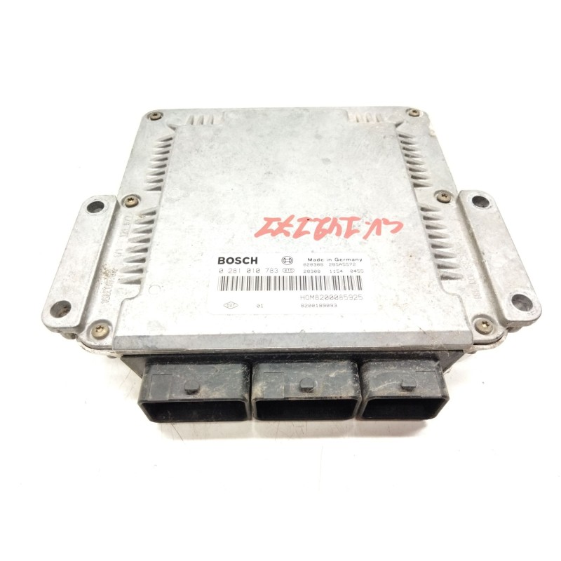 Recambio de centralita motor uce para nissan interstar (x70) caja cerrada, l 1h1, batalla corta 2,8t referencia OEM IAM 82001890