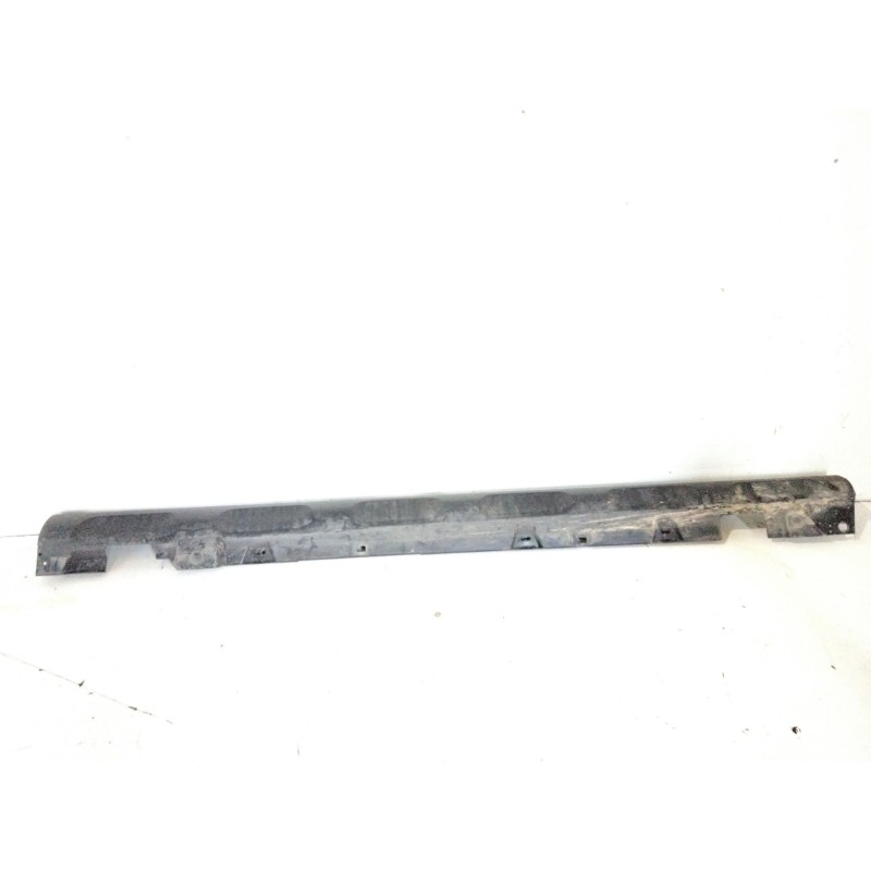 Recambio de talonera derecha para mercedes-benz clase c all-terrain (s206) c 220 d 4-matic (206.214) referencia OEM IAM 08020018