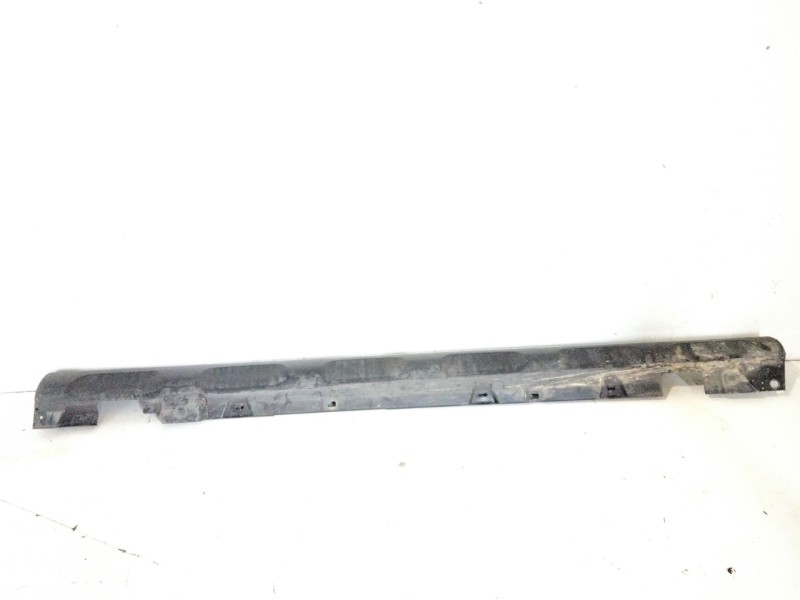 Recambio de talonera derecha para mercedes-benz clase c all-terrain (s206) c 220 d 4-matic (206.214) referencia OEM IAM 08020018