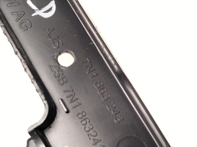 Recambio de consola central para seat alhambra (710, 711) 2.0 tdi referencia OEM IAM 7N1863243 5M0864207F 