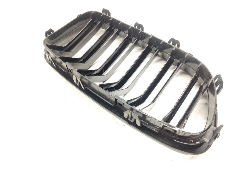 Recambio de rejilla paragolpes delantero para bmw 5 (f10) 520 d xdrive referencia OEM IAM   
