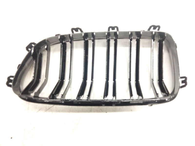 Recambio de rejilla paragolpes delantero para bmw 5 (f10) 520 d xdrive referencia OEM IAM   