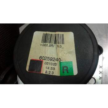 Recambio de cinturon seguridad trasero derecho para opel zafira b enjoy referencia OEM IAM 60259240  
