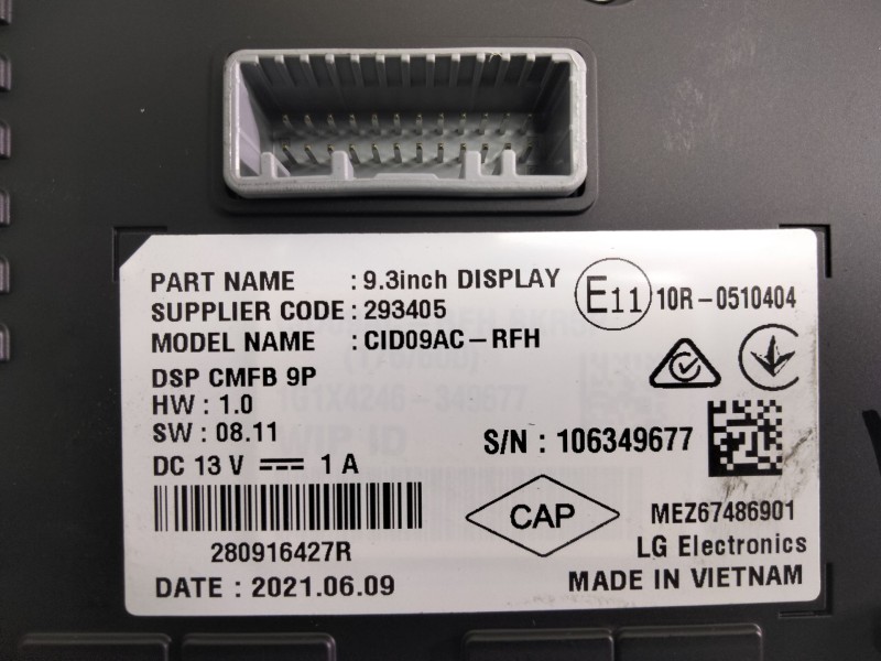 Recambio de pantalla multifuncion para renault arkana e-tech 1.6 hybrid referencia OEM IAM CID09AC  