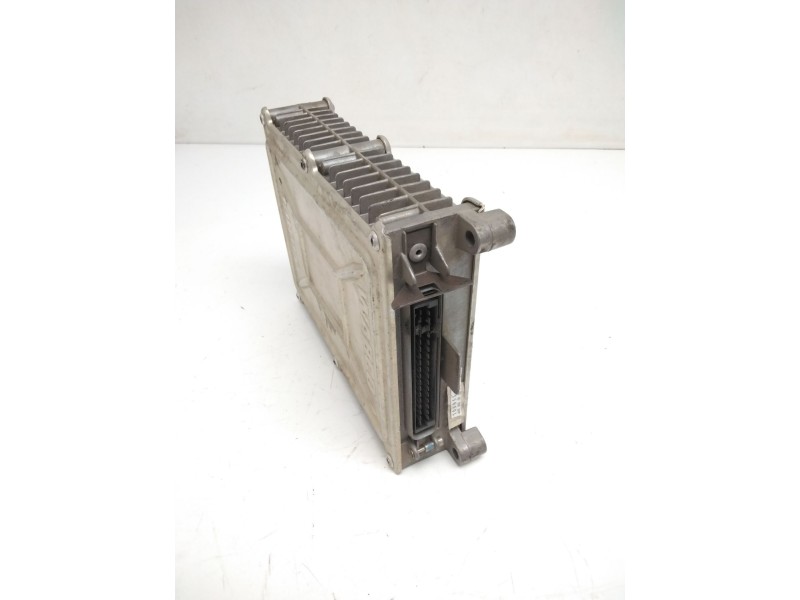 Recambio de unidad control ecu para renault magnum 500 referencia OEM IAM 4460040110  