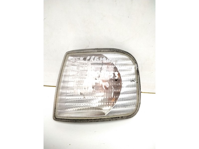 Recambio de piloto delantero izquierdo para renault premium 420 referencia OEM IAM   