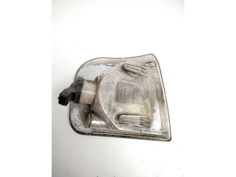 Recambio de piloto delantero izquierdo para renault premium 420 referencia OEM IAM   