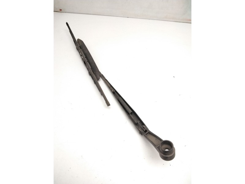 Recambio de brazo limpia delantero izquierdo para ssangyong kyron 270 spr xdi premium 4wd referencia OEM IAM   