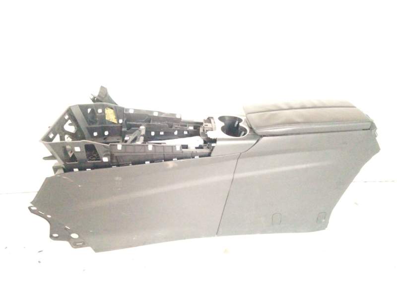 Recambio de reposabrazos para citroën ds 7 ds 7 crossback buehdi referencia OEM IAM 9810043677  