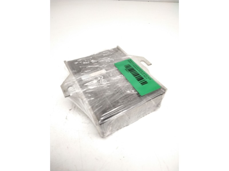 Recambio de modulo convertidor de voltaje para renault premium 370.26 g 6x2 referencia OEM IAM 5010480094  