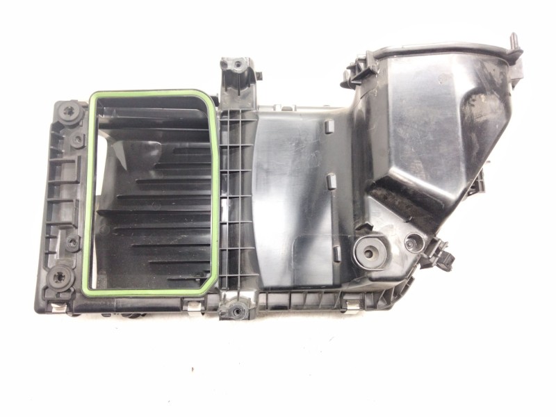 Recambio de caja filtro de aire para mercedes-benz clase c all-terrain (s206) c 220 d 4-matic (206.214) referencia OEM IAM A6540