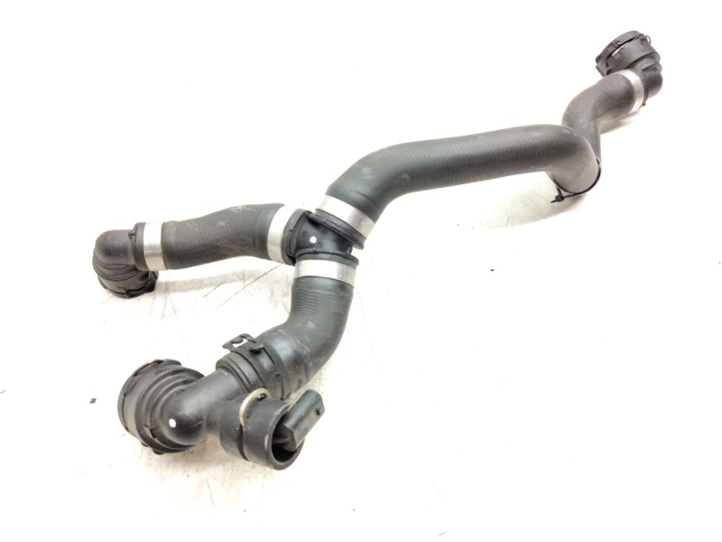 Recambio de tubo radiador para mercedes-benz clase c all-terrain (s206) c 220 d 4-matic (206.214) referencia OEM IAM A2065017200