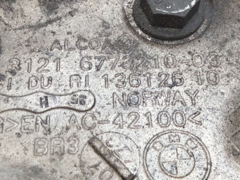 Recambio de mangueta delantera derecha para bmw 3 (e90) 320 d referencia OEM IAM 6773210  