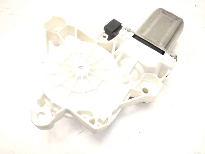 Recambio de motor elevalunas trasero derecho para mercedes-benz clase c all-terrain (s206) c 220 d 4-matic (206.214) referencia 