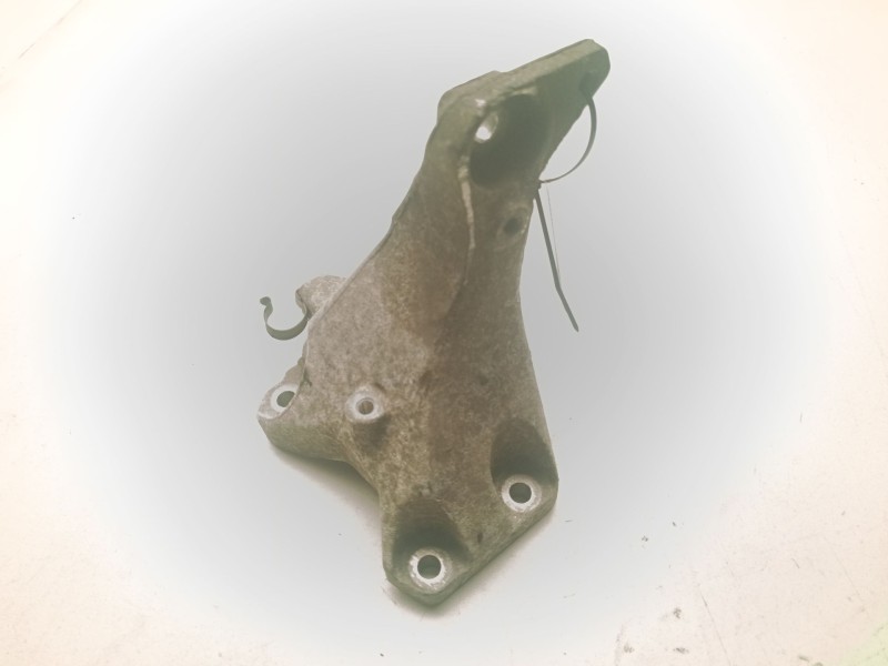 Recambio de soporte motor derecho superior para bmw 3 (e90) 320 d referencia OEM IAM 22116781916  