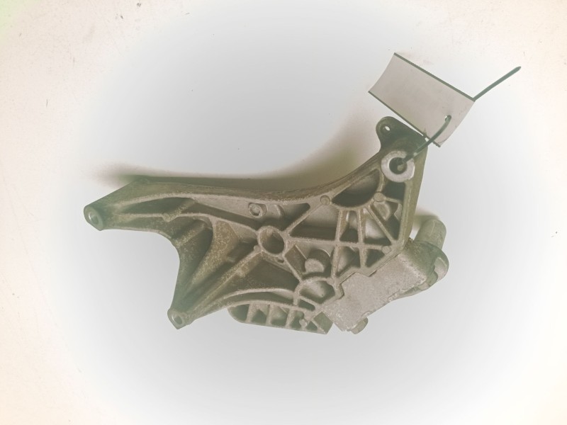 Recambio de soporte motor derecho inferior para audi tt (8j3) 2.0 tdi quattro referencia OEM IAM 03L199207  