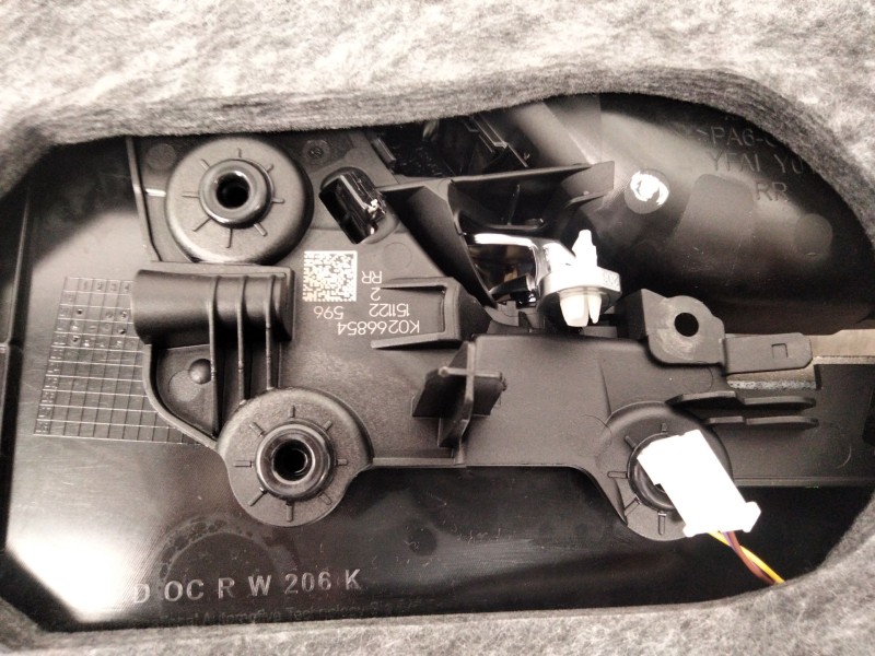 Recambio de guarnecido puerta trasera derecha para mercedes-benz clase c all-terrain (s206) c 220 d 4-matic (206.214) referencia