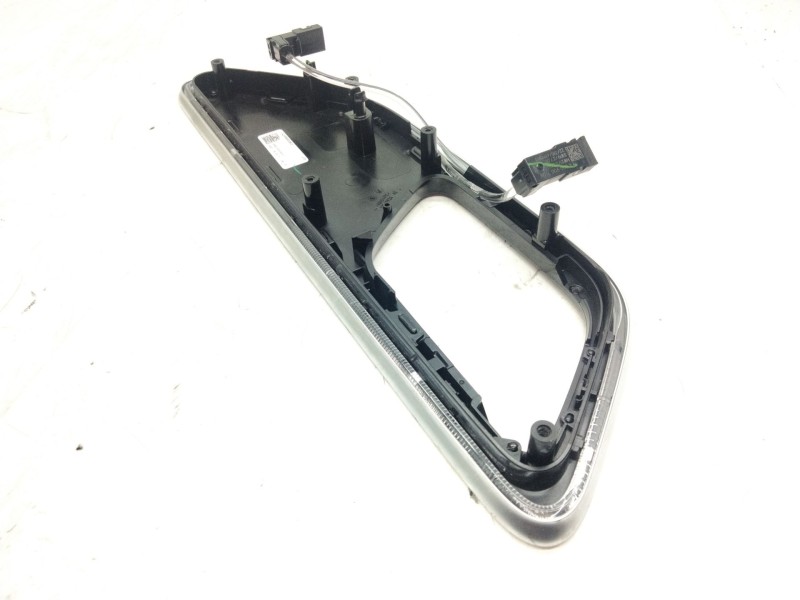 Recambio de guarnecido puerta trasera derecha para mercedes-benz clase c all-terrain (s206) c 220 d 4-matic (206.214) referencia