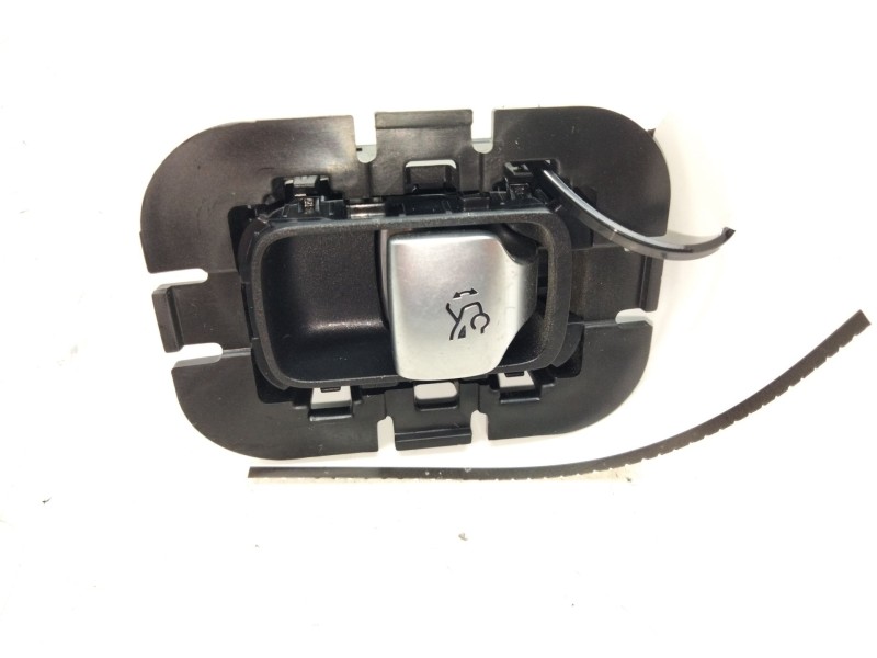 Recambio de pulsador maletero para mercedes-benz clase c all-terrain (s206) c 220 d 4-matic (206.214) referencia OEM IAM A206905