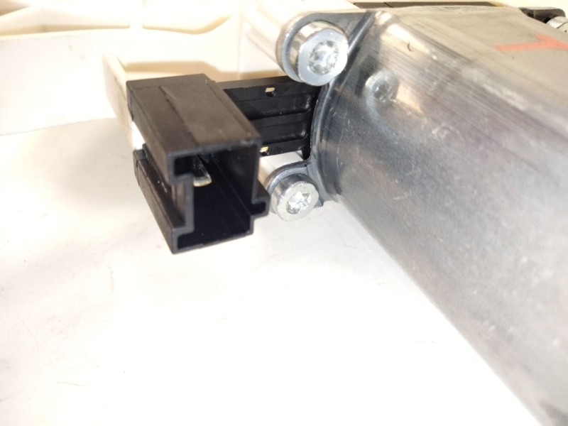 Recambio de motor elevalunas trasero izquierdo para mercedes-benz clase c all-terrain (s206) c 220 d 4-matic (206.214) referenci