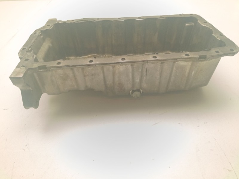 Recambio de carter para audi a3 (8p1) 1.9 tdi referencia OEM IAM 038103603AG  