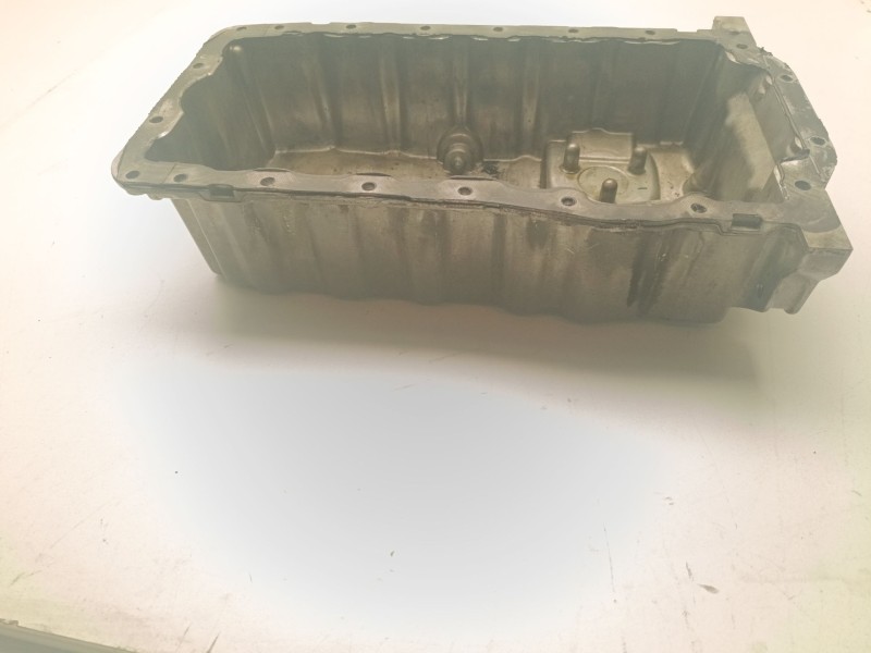 Recambio de carter para audi a3 (8p1) 1.9 tdi referencia OEM IAM 038103603AG  