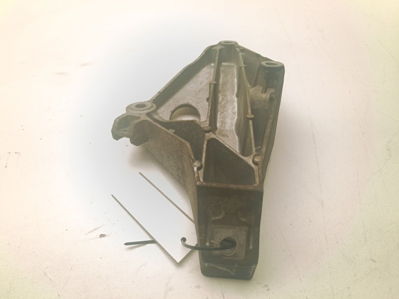 Recambio de soporte motor izquierdo superior para bmw 3 (e90) 320 d referencia OEM IAM 22116775041  