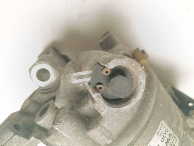 Recambio de compresor aire acondicionado para volkswagen golf vii (5g1, bq1, be1, be2) 2.0 tdi referencia OEM IAM 5Q0820803D  