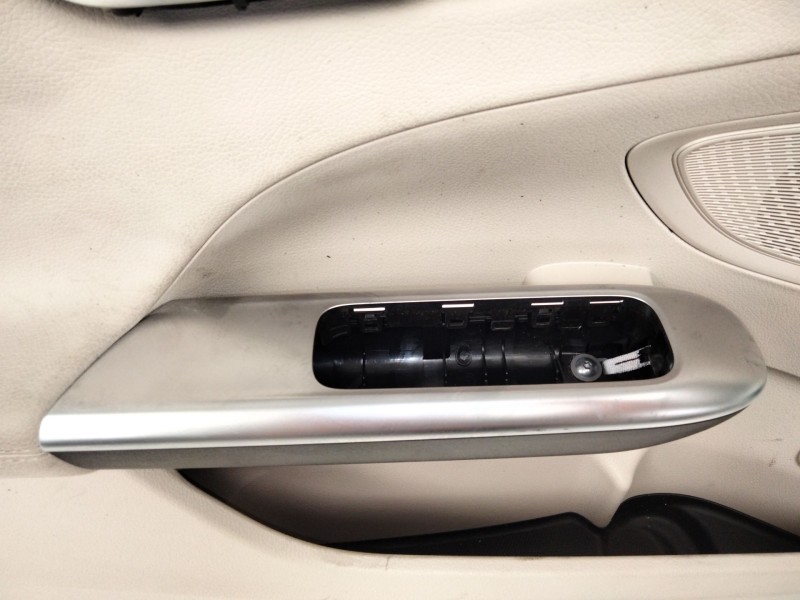 Recambio de guarnecido puerta delantera izquierda para mercedes-benz clase c all-terrain (s206) c 220 d 4-matic (206.214) refere