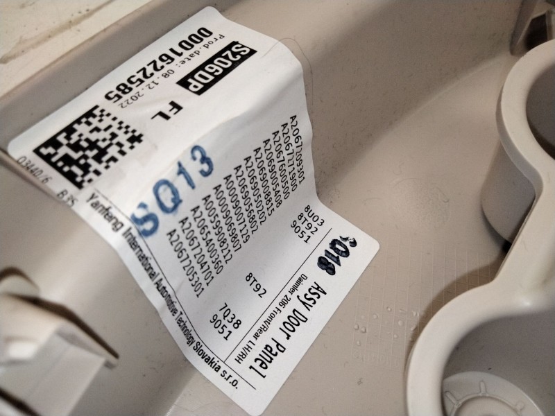 Recambio de guarnecido puerta delantera izquierda para mercedes-benz clase c all-terrain (s206) c 220 d 4-matic (206.214) refere