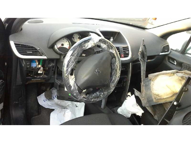 peugeot 207 del año 2007