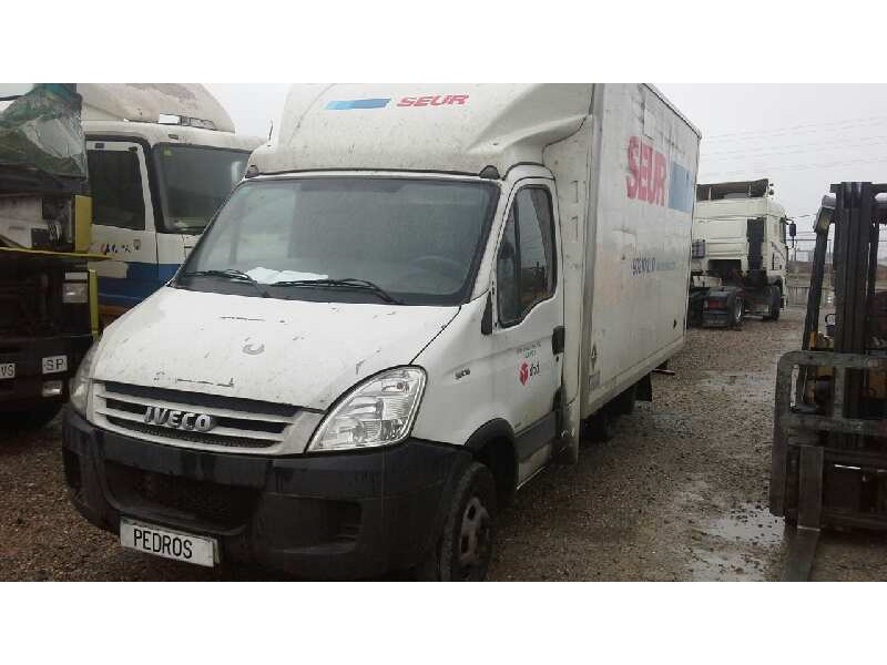 iveco daily caja cerrada (2006 =>) del año 2007