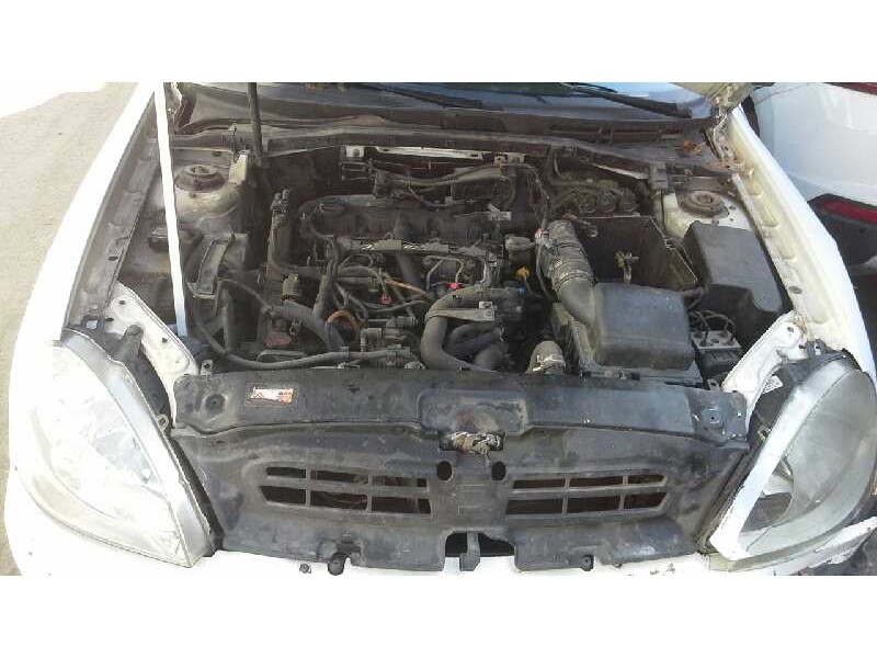 citroën xsara berlina del año 2002