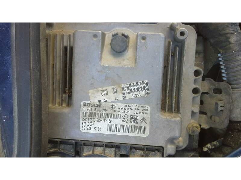 peugeot 206 berlina del año 2004