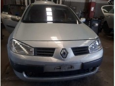 renault megane ii classic berlina del año 2004